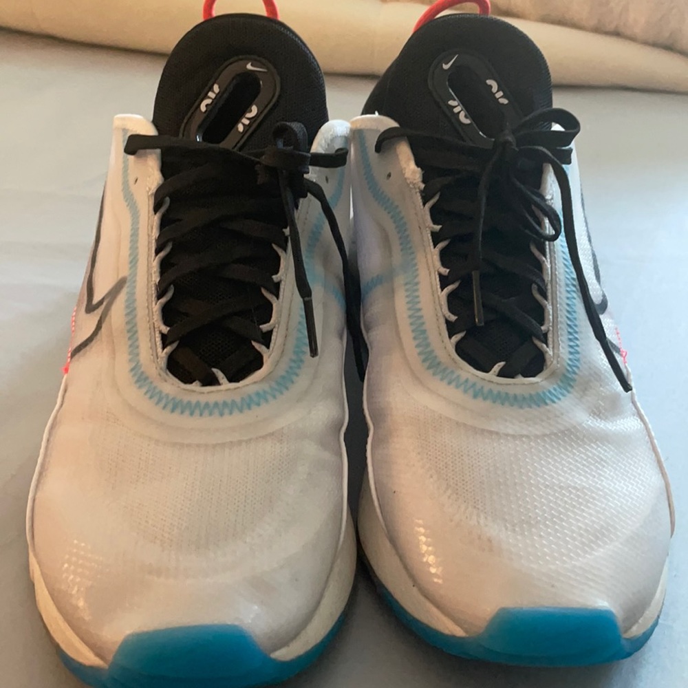 Nike air 2090 size 10